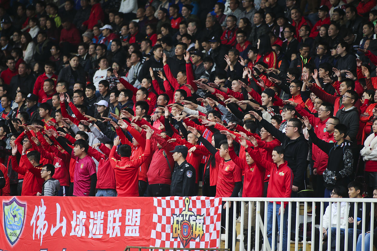 开云体育中国-足球比赛风云激荡，球队备受关注