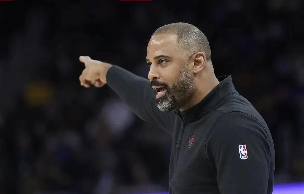 关于火箭队总经理换帅，球队风向发生转变的信息