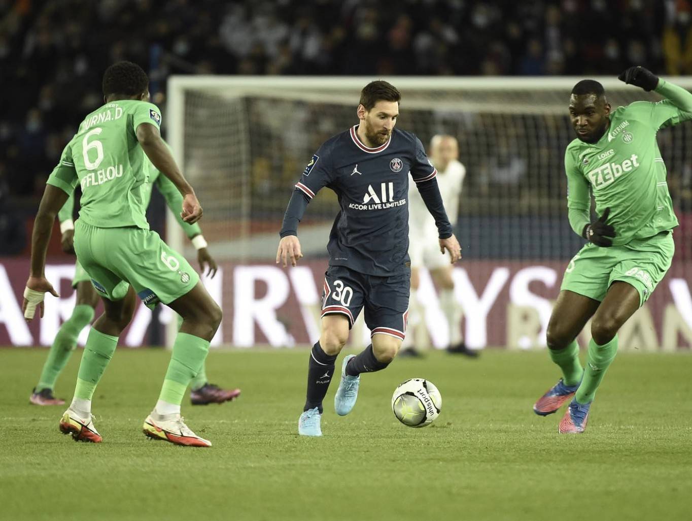 图卢兹主场击败波尔多，提升排名的简单介绍