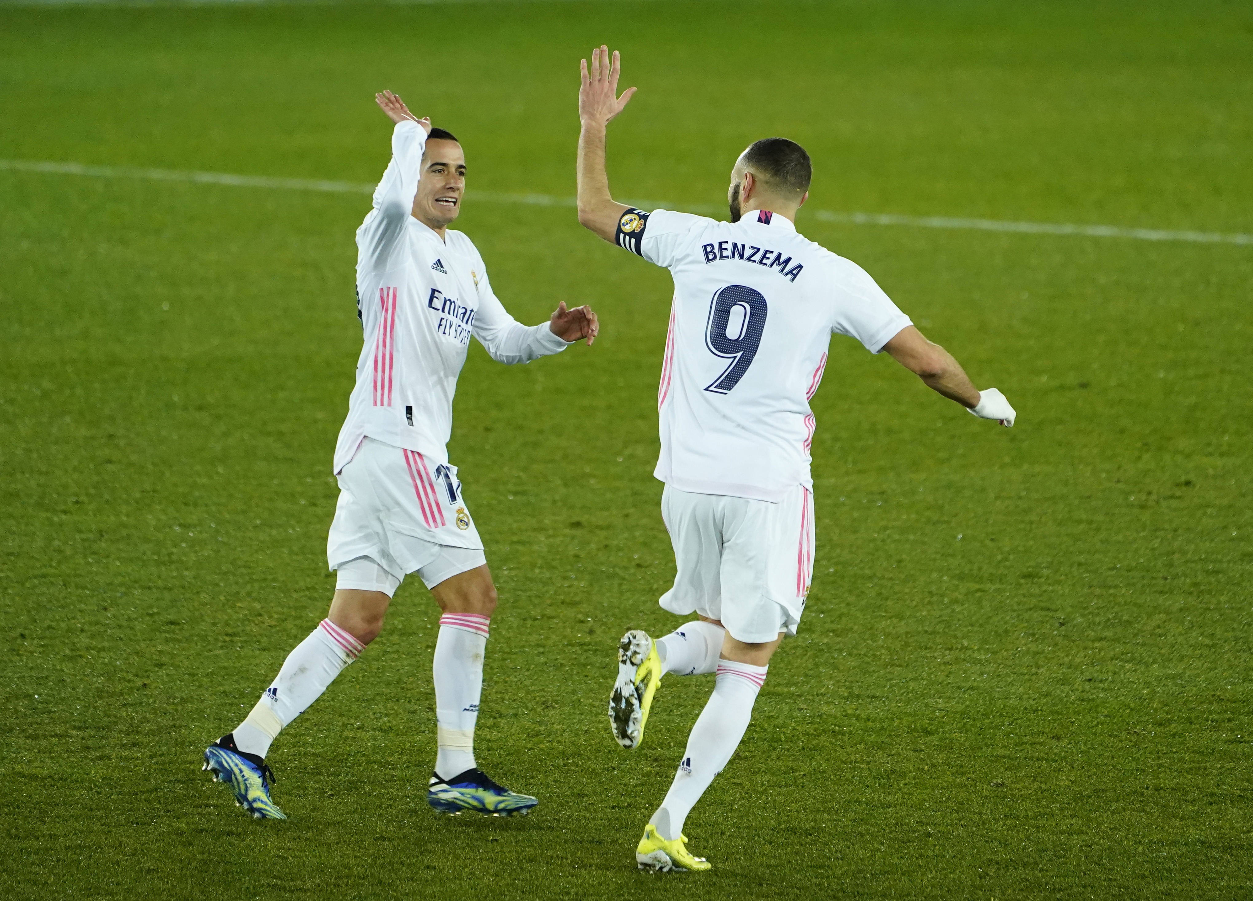 开云体育app-马德里德比激烈对决，皇马险胜马竞