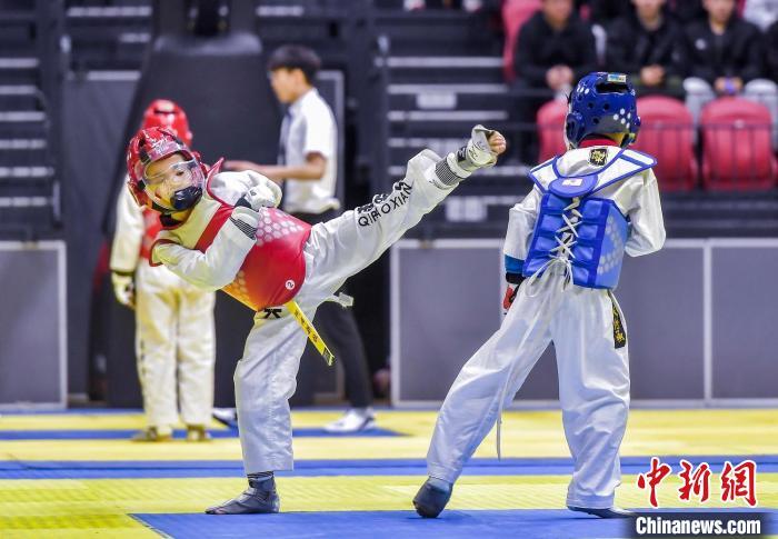 开云体育下载-跆拳道赛场：高手对决