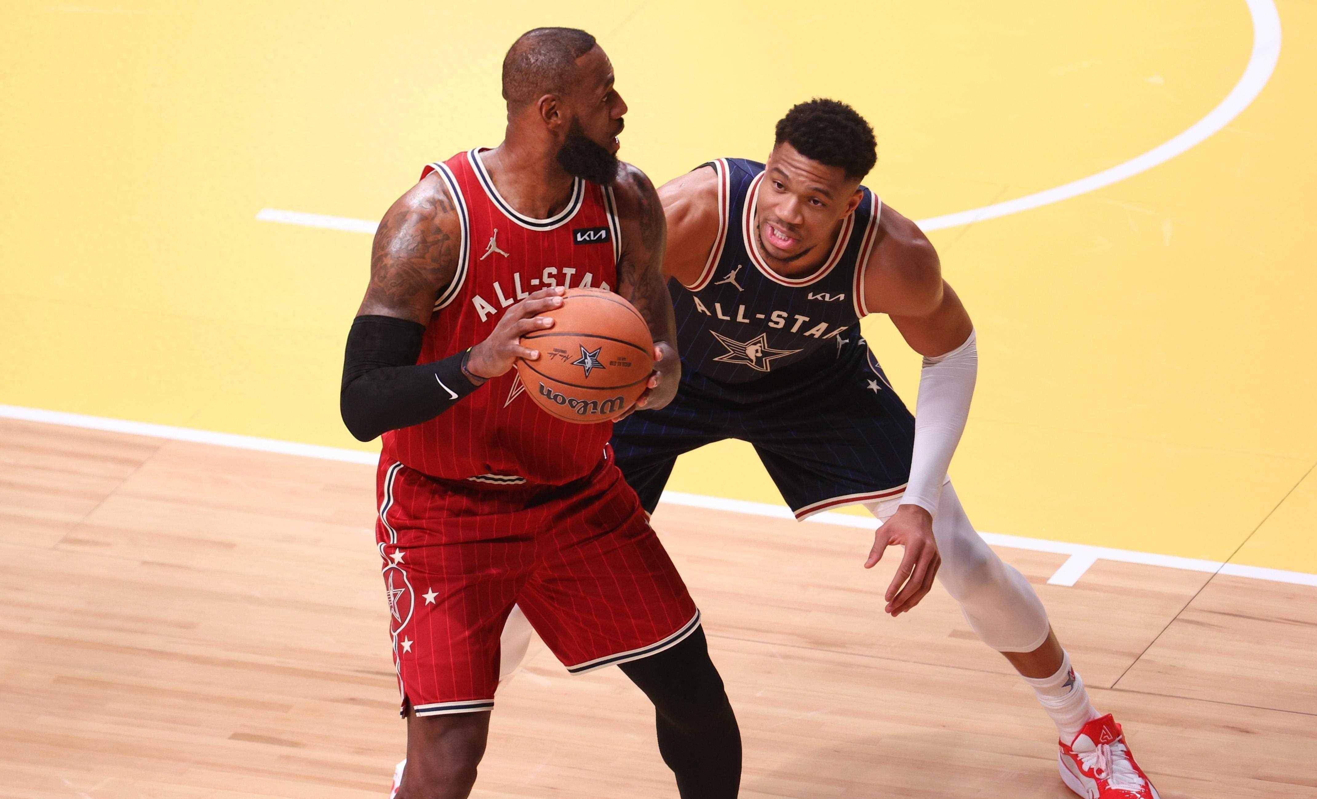 体育明星们在比赛中展现出非凡实力