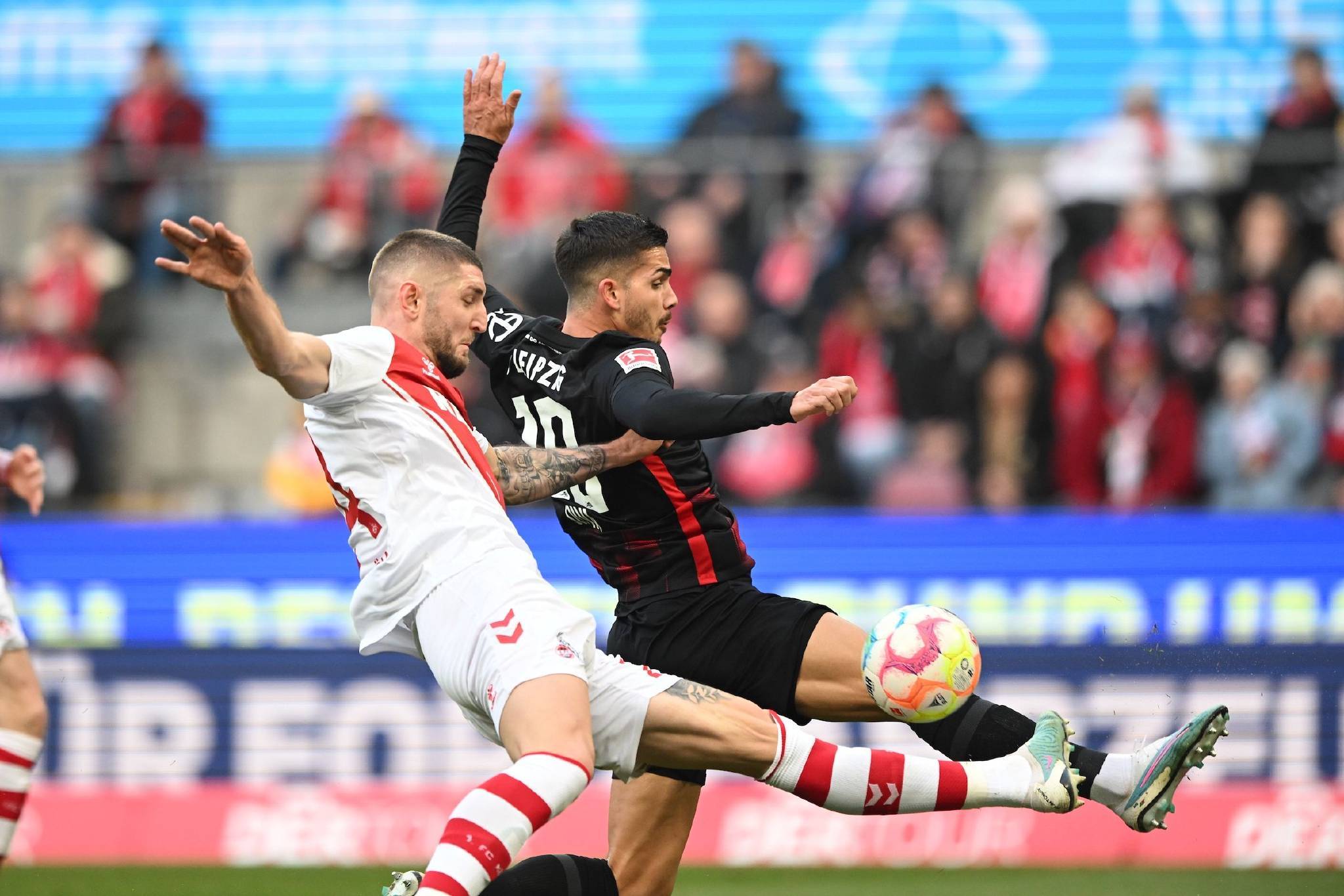 两队势均力敌，切尔西逼平阿贾克斯