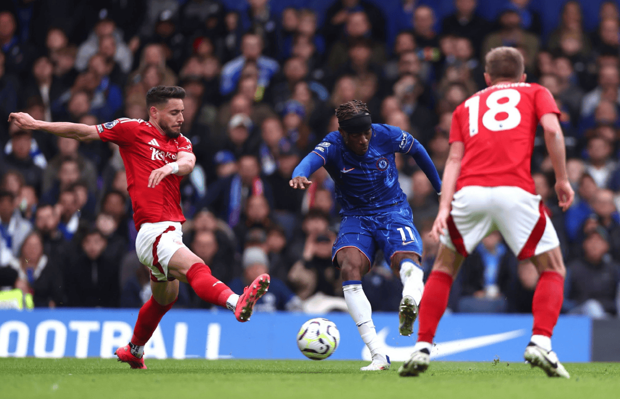 利物浦在比赛中实力抢眼