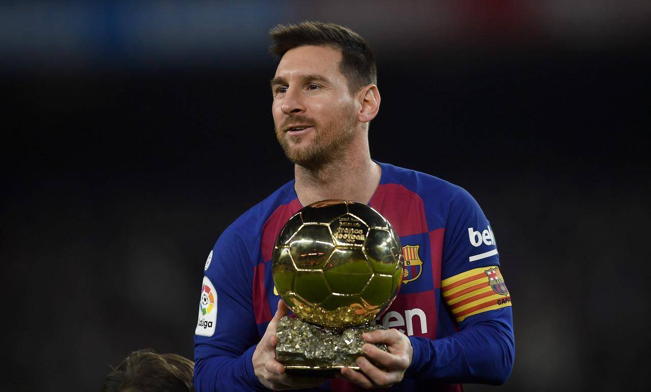 梅西助巴萨反弹，蝉联西甲射手榜第一