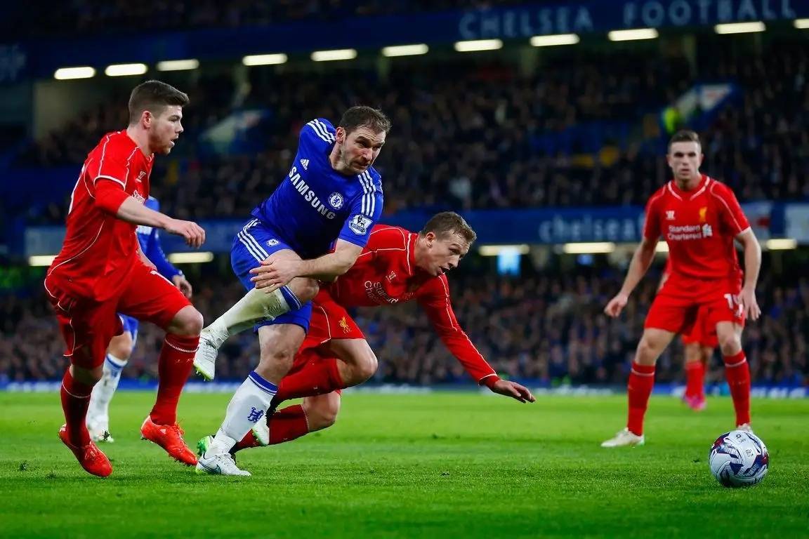 开云APP-利物浦迎来一场不可思议的羽毛球对决