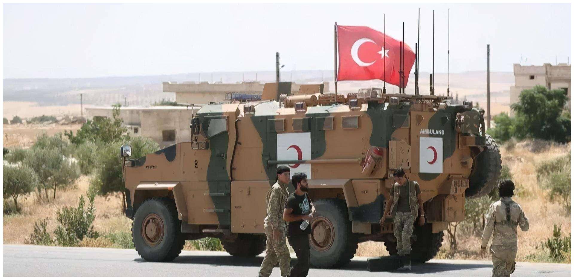 关于土耳其险胜科索沃，晋级希望加大的信息