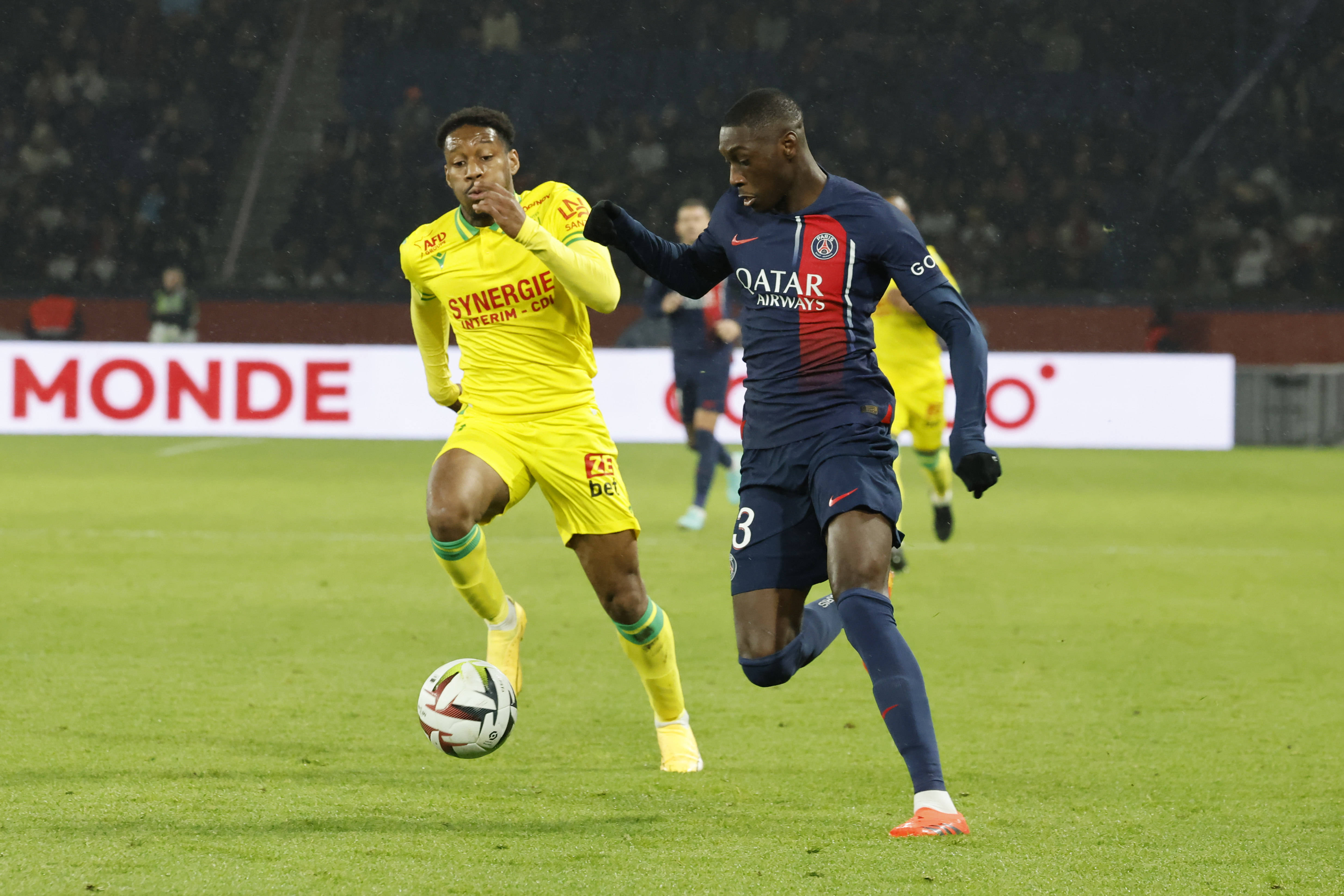 开云平台-关于南特主场负于里尔，联赛状态下滑的信息