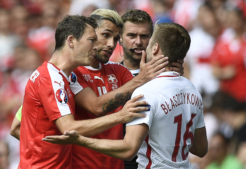 开云APP-波兰主场战平瑞士，出线形势岌岌可危