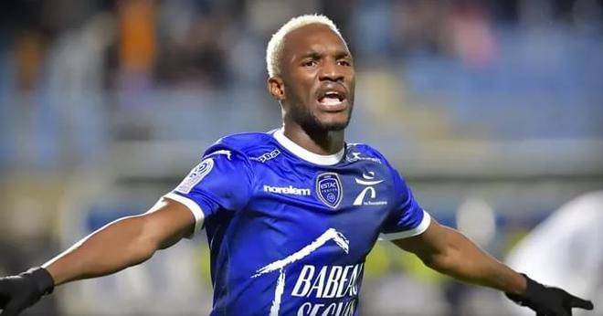 开云平台-洛里昂主场失利，保级压力再次升级