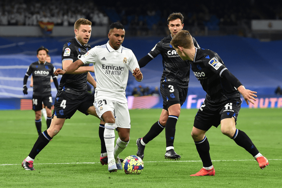 曼联征战西班牙，激战皇家马德里