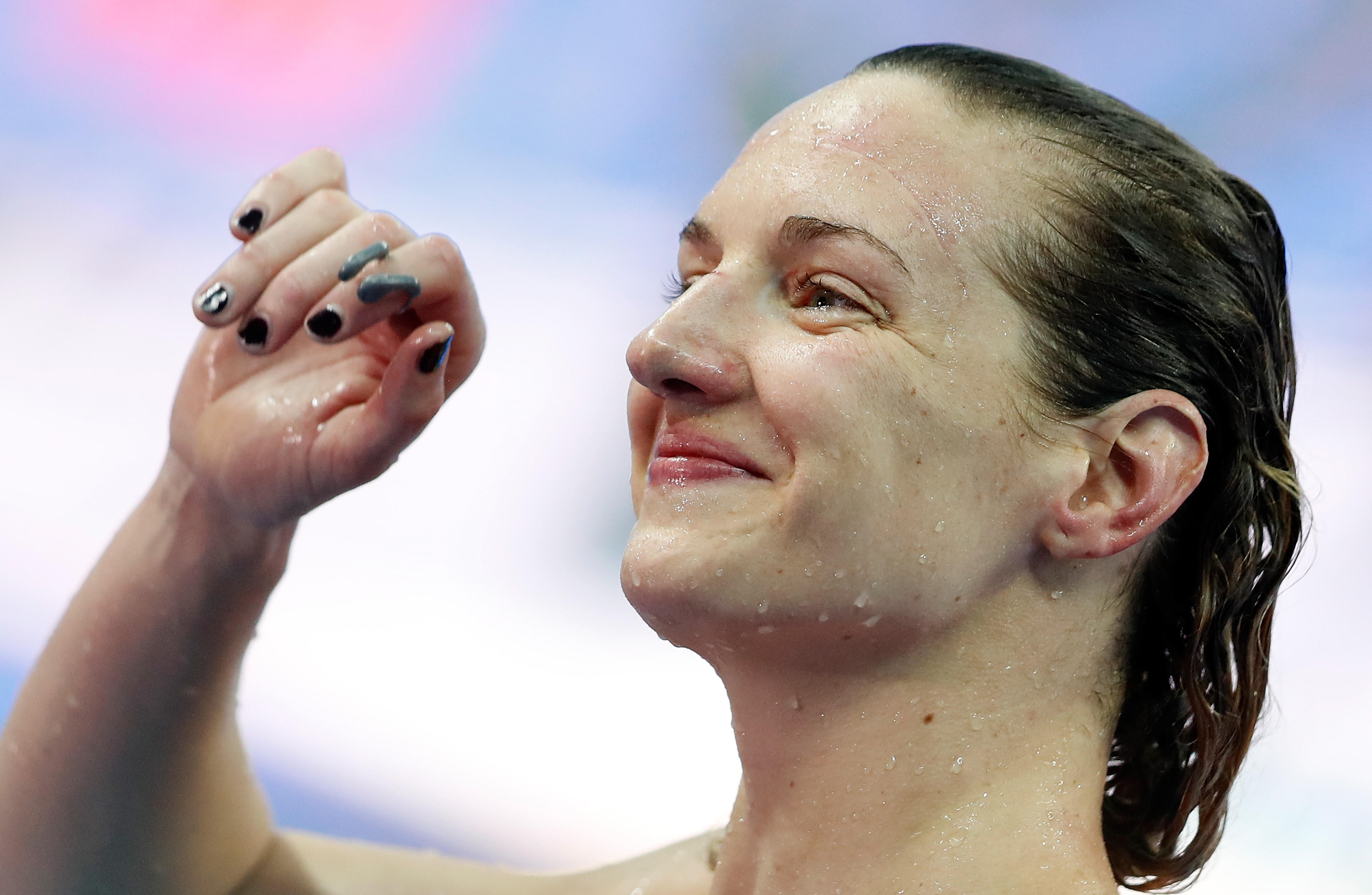 匈牙利女子射击选手夺得冠军，气势如虹