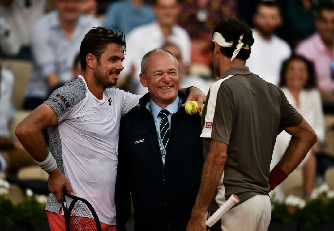 布鲁克林篮网翻盘芝加哥公牛，瓦林卡打破历史纪录宿命之战四强赛，强势挺进下一轮的简单介绍