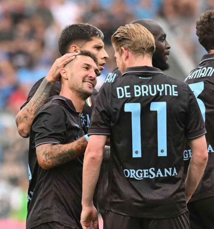 那不勒斯轻取丹麦，德布劳内关键制胜